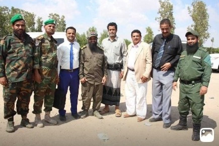 النيابة العامة تتلف 1762 قارورة خمر في عدن بالتعاون مع قوات الحزام الأمني...