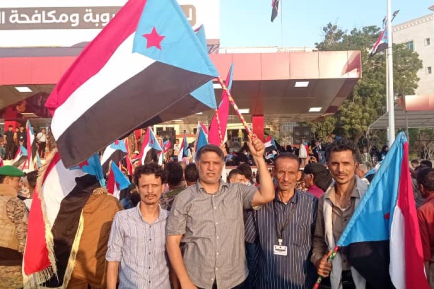 مجلس الحراك المدني بعدن ينضم للاعتصام المفتوح المطالب بالاستقلال