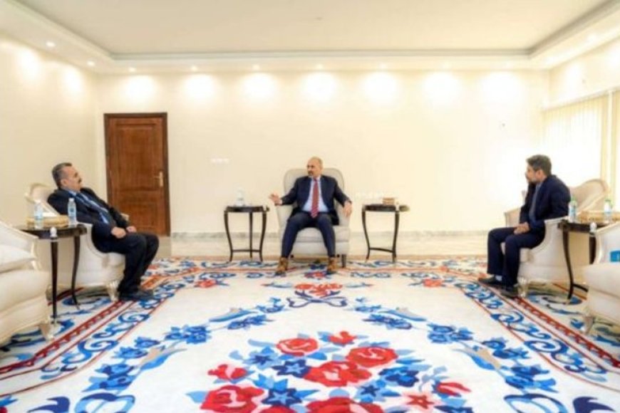 الزبيدي يشدد على الأهمية الاستراتيجية لمطار عدن الدولي ...