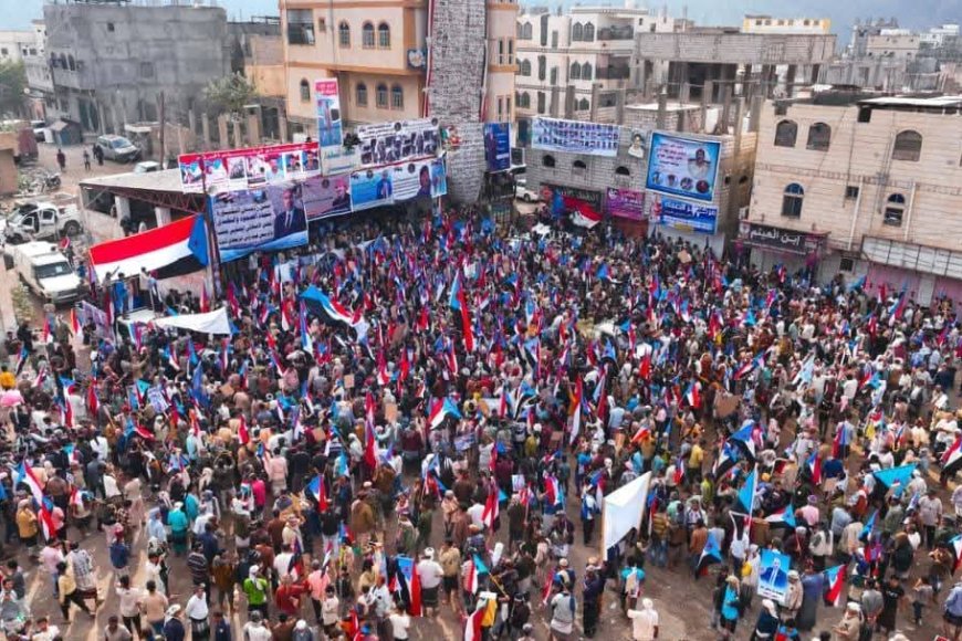 يحدث الآن: انطلاق مليونية الثبات والصمود في ردفان بمحافظة لحج