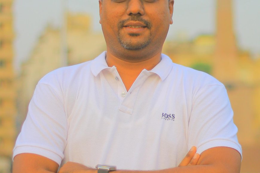 الصحفي وديد ملطوف يدعو لعودة المسؤولين إلى عدن: إدارة الدولة من الداخل ضرورة للمرحلة القادمة