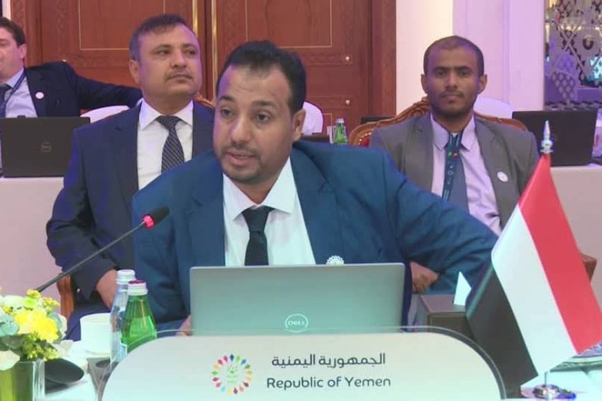 إعلامي وزير التربية والتعليم الأسبق:يكشف كواليس 5 سنوات.. أول وزير حضرمي يفرض 30% من قيادات الوزارة من أبناء حضرموت 