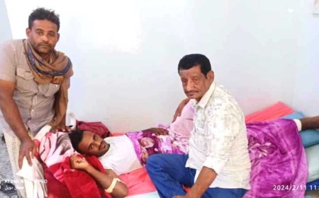 الشيخ العامري يطمئن على صحة مهاجم وهداف فريق الريان أسعد مطران بعد تعرضه لكسر مزدوج بالساق الايمن 