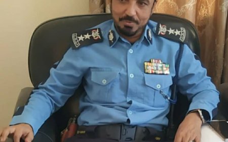 مدير عام شرطة السير بوادي حضرموت والصحراء العقيد العامري تم ترقيم اكثر من ( 14)الف مركبه خلال العام المنصرم 2023م