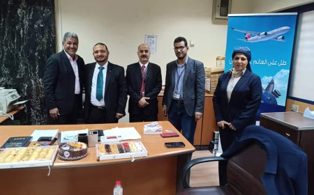 حفل إستلام وتسليم بين مدير محطة القاهرة الخلف والسلف