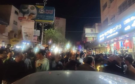 يحدث الان..وقفة احتجاجية للمطالبة بتشغيل كهرباء تعز