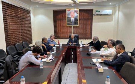 وزير المياه والبيئة يبحث مع الممثل المقيم لمنظمة اليونيسف خطط وانشطة العام الجاري