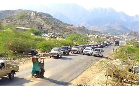 تعرف على الطريق الإسفلتي المفتوح في تعز هذه اللحظة