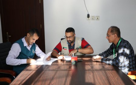 توقيع اتفاقية تنقيذ مشروع إفطار الصائم بمديرية البريقة في عدن