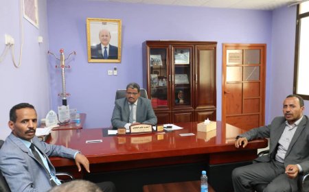 نائب وزير التعليم الفني يناقش استحداث تخصصات جديدة في مأرب