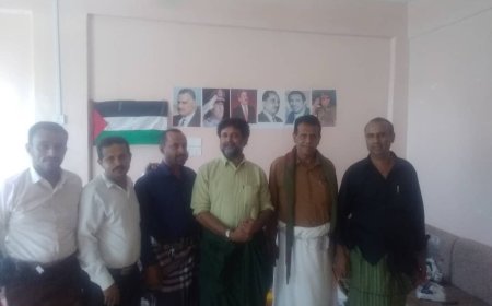 قائد المقاومة الجنوبية يزور مركز يافع للدراسات والحوار 