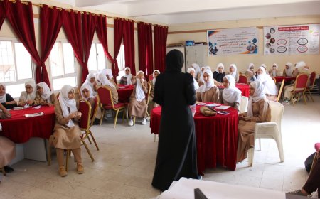 مدار للتنمية" تنظم محاضرة توعوية حول التغيرات المناخية لطالبات مدرسة نعمة رسام في تعز