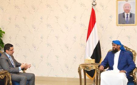 المحرمي يطّلع على نتائج زيارة رئيس الوزراء لموسكو ويناقش خطة الحكومة لتحسين الأوضاع الخدمية