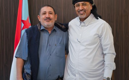الرئيس عيدروس الزبيدي يلتقي المناضل اديب العيسي ويؤكد على أهمية الشراكة الوطنية الجنوبية