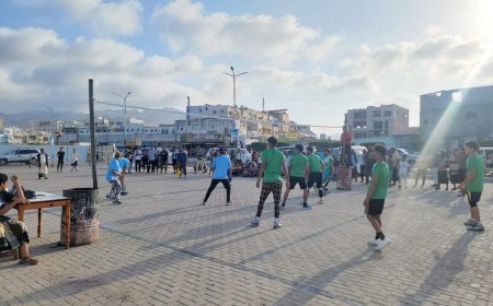 إنطلاق بطولة الشهيد عواد الحسني لكرة الطائرة في عدن 