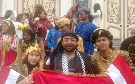 الاحتفال باليوم الوطني للباس التقليدي في تونس