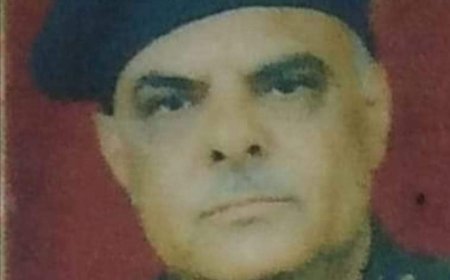 وفاة العميد الشاعري في عدن