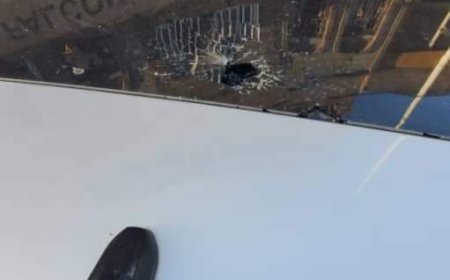 إعتداء يطال سيارة صحفي في تعز (صورة)