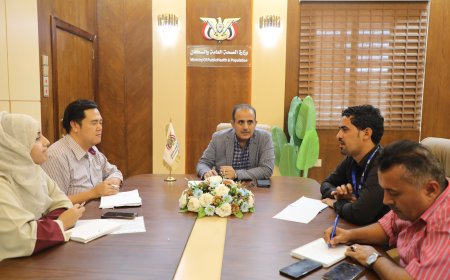 وزير الصحة يلتقي المنسق الطبي لمنظمة أطباء بلا حدود البلجيكية