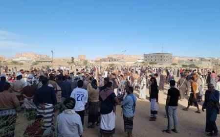 يحدث الان..تشييع شخصية إجتماعية في شبوة(صورة)
