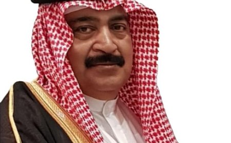 تونس تكرم الأديب السعودي الكبير علي الدرورة