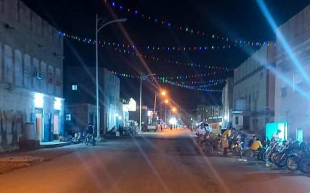 *"بروم ميفع" .. مدينة بروم تظهر في حلة جميلة إبتهاجا بعيد الفطر المبارك*