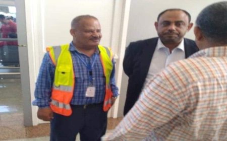 وكيل مصلحة الجوازات يوجه بسرعة إنجاز إجراءات المسافرين عبر مطار عدن الدولي