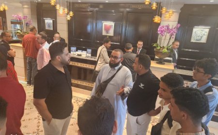 وكيل محافظة عدن يتفقد أبناء عدن المشاركين ضمن الفريق الوطني ببطولة الروبوت والذكاء الاصطناعي في الأردن