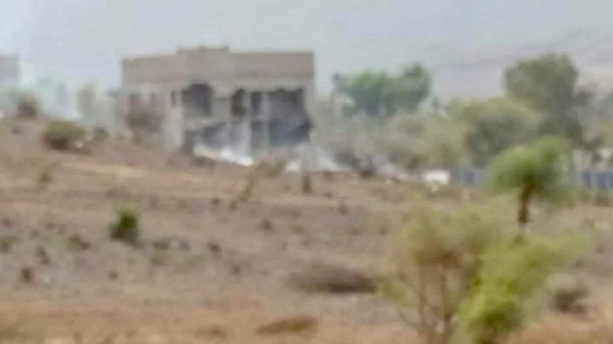 عاجل | الحوثيين يحاصرون  منزل قيادي عسكري بارز بصنعاء