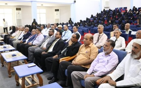 في افتتاح المؤتمر العلمي التاسع للطلاب :     رئيس جامعة حضرموت: المؤتمر علامة علمية مميزة للجامعة أثبتت خلاله خبرة واسعة في التنظيم و السير بثبات