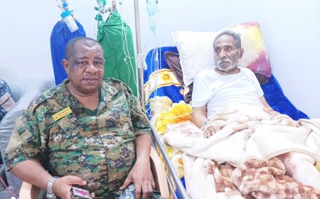 رئيس اتحاد الكرة بساحل حضرموت يطمئن على صحة الكابتن علي محمد الكثيري