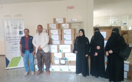 الجمحي يدشن مشروع المساعدات الدوائية لتوفير كميات من الأدوية الطارئة للمديريات المتضررة من الأمطار والسيول عبر كلستر الصحة بتمويل من مؤسسة صلة للتنمية 