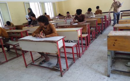 مدير تربية الشيخ عثمان يتفقد سير عملية الأختبارات النهائية