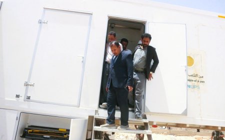 الوكيل العامري يطلع على سير تجهيزات القافلة الطبية لمكتب وزارة الصحة بالوادي المشاركة في تفويج الحجاج بميناء الوديعة البري لهذا العام