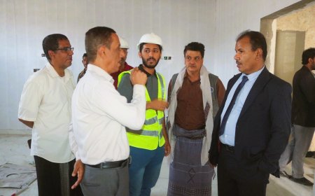 الوكيل العامري يطلع على سير العمل في التشطيبات النهائية للمرحلة الثالثة للمستشفى التخصصي لأمراض وجراحة القلب بسيئون