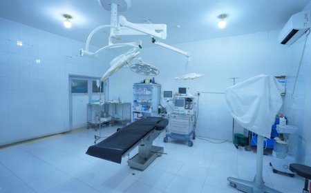 الأمين للمساندة الانسانية تبدأ بتأهيل وتجهيز قسم زراعة المفاصل الصناعية في هيئة مستشفى مأرب