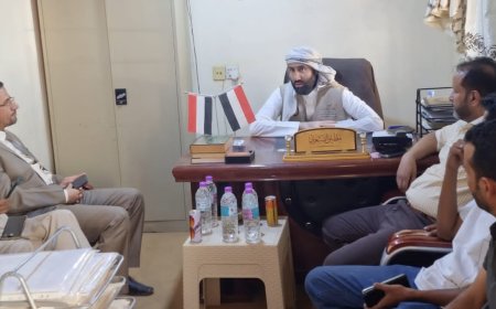 الصيعري يلتقي وفدي هئية النقل والأوقاف والارشاد بشأن تفويج الحجاج عبر الوديعة