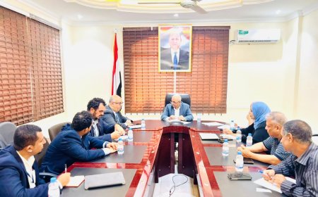 وزير المياه والبيئة يبحث مع المدير الإقليمي لليونسكو أوجه التعاون والشراكة 