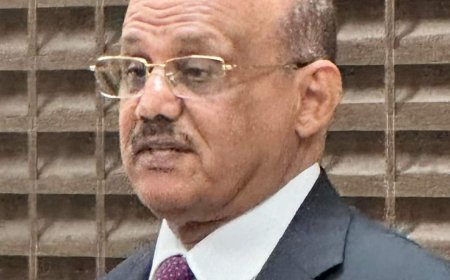 عاجل :هذا أبرز ماجاء من المؤتمر الصحفي لمحافظ البنك المركزي قبل قليل في عدن (تعرف عليه)