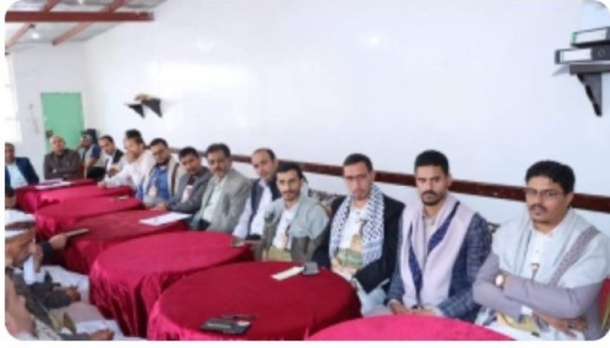 خمسة حوثيين من أسرة واحدة يديرون مكتبا واحدا في أمانة صنعاء..