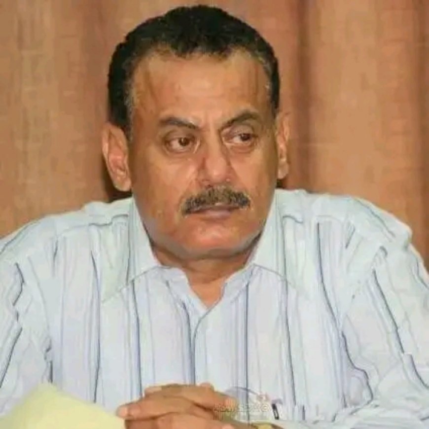 الحوثيين يحتجزون جواز سفر البرلماني احمد سيف حاشد ..