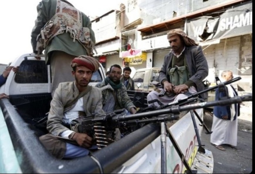 الحوثيين يعتقلون صحفيا انتقد فسادهم في الحديدة ..