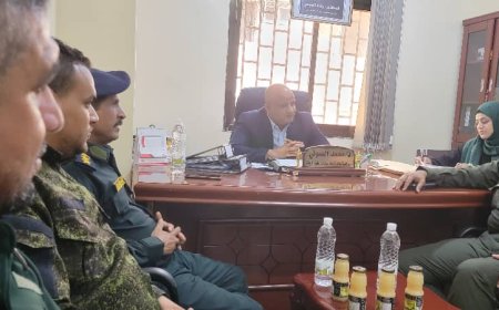 فريق من وزارة الداخلية يزور فرع الهيئة العليا للأدوية والمستلزمات الطبية بتعز