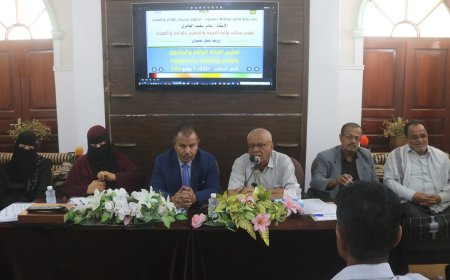 بحضور وكيلة قطاع تعليم الفتاة بوزارة التربية والتعليم :  الوكيل العامري يدشن ورشة عمل بسيئون حول تعليم الفتاة الواقع والمأمول