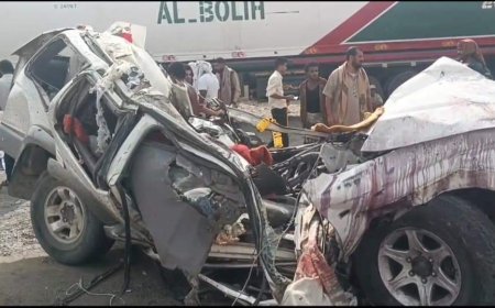 عاجل:حادث مروري مروع في خط لحج عدن(صور مفزعة)