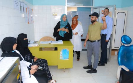مدير عام صيرة يتفقد سير العمل في مكتب الصحة ومركزي القطيع والميدان الصحيين