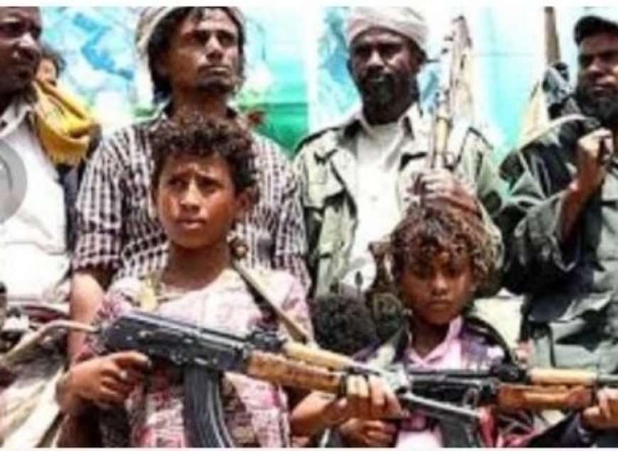 الحوثيين يشكلون قناصة من أطفال المدارس..