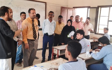 مدير تربية الشيخ عثمان يشيد برؤوساء وطواقم المراكز الأختبارية وبمستوى الانضباط لسير الإختبارات