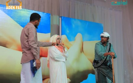 اقبال كبير لمشاهدة مسرحية " بداية جديدة " الذي أقامته مؤسسة عدن للفنون والعلوم