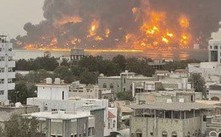 عاجل : أول تعليق للقيادي خالد الرويشان هذا ماسيحدث لمدن الخليج عقب استهداف ميناء الحديدة (تعرف ماذا قال)